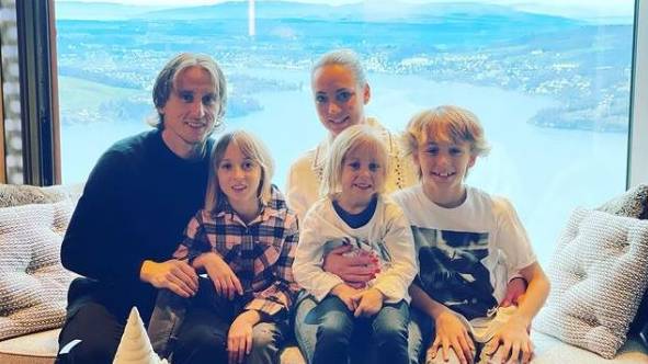 Weltfussballer Luka Modrić besucht Restaurant in Kriens und den Bürgenstock