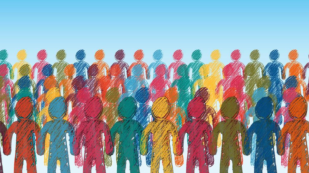 crowd-2457732_1920