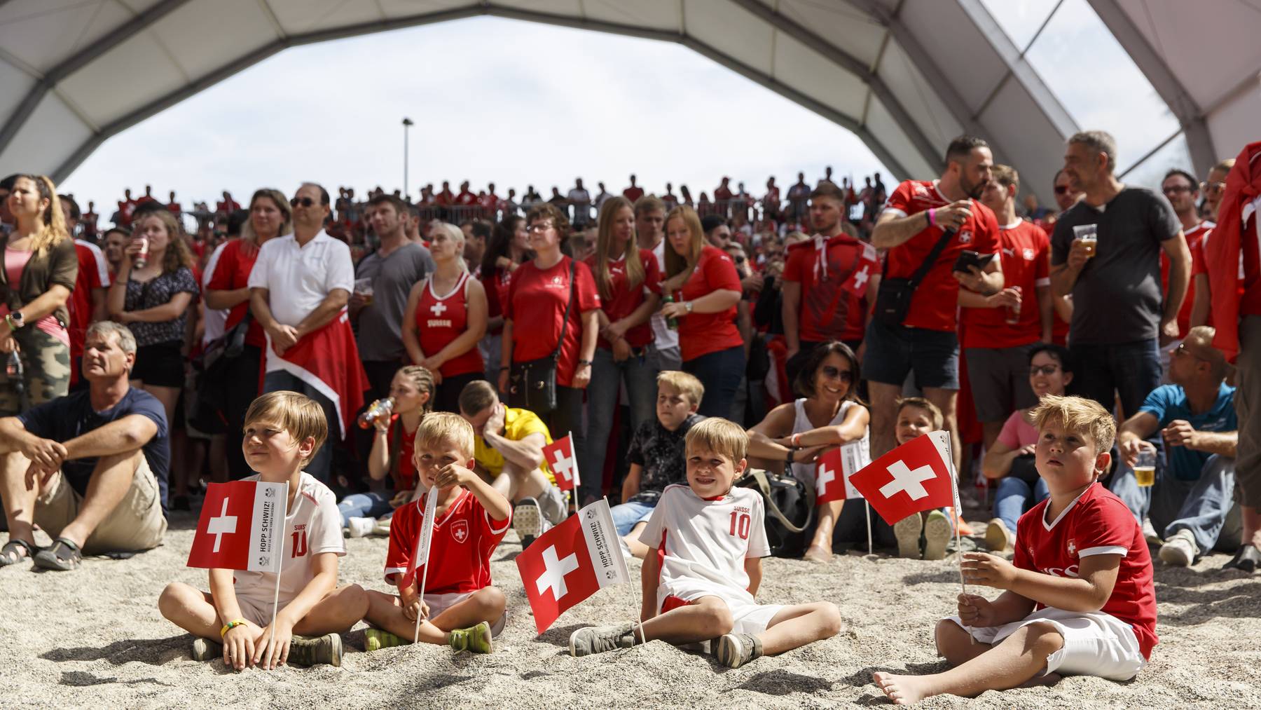 Public Viewing Beach Style in Solothurn WM 18