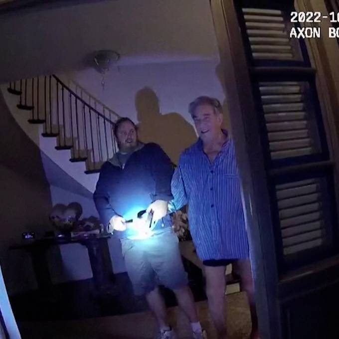 Polizeivideos zeigen Hammer-Angriff auf Nancy Pelosis Ehemann