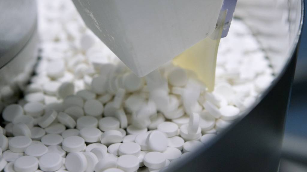 Bei den Produktionspreisen verzeichneten vor allem pharmazeutische und chemische Produkte Rückgänge gegenüber dem Vormonat. (Symbolbild)