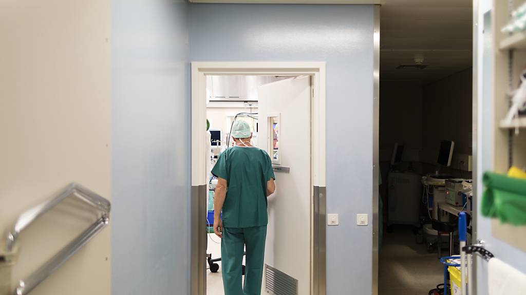 Die Chirurgie im Spital Aarberg erhält eine neue Leitung. (Symbolbild)