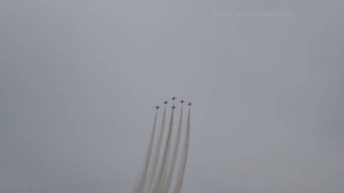 Pfingstserie: Patrouille Suisse Fan