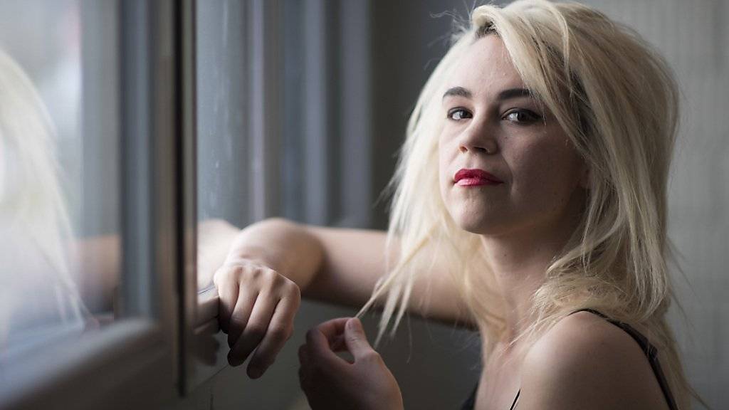 Rykka lässt sich vom fünffachen CoiffeurWeltmeister frisieren Radio FM1