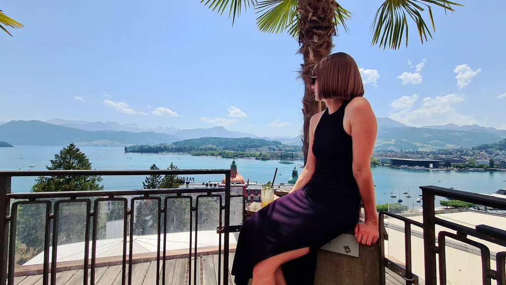 Caroline Tute aus Kriens