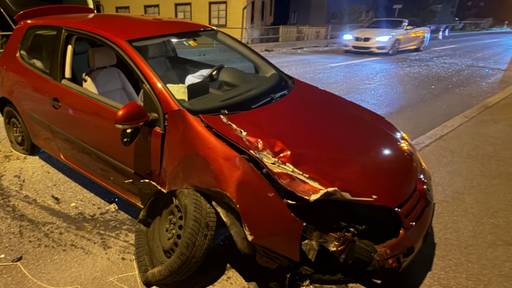 Betrunkener Autofahrer verunfallt in Edlibach