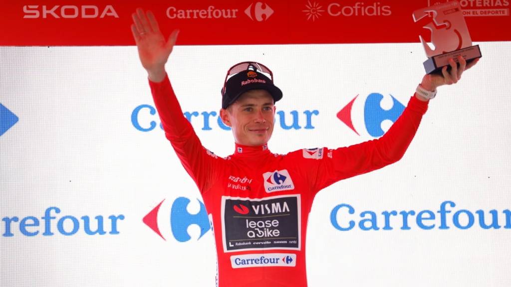 Topfavorit Jonas Vingegaard schlüpft an der Vuelta nach dem Teamzeitfahren wieder ins rote Leadertrikot