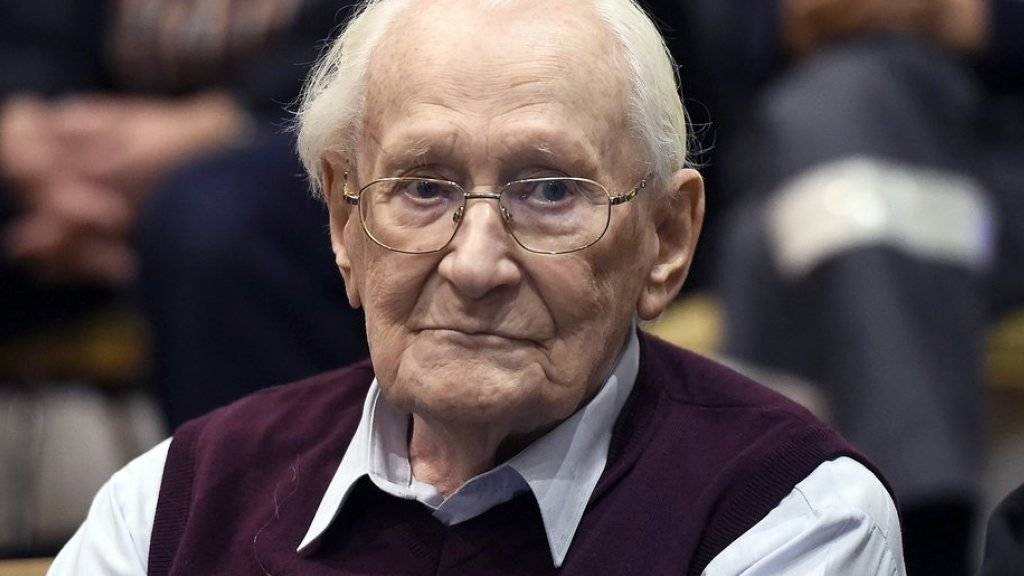 War wegen Beihilfe zum massenhaften Mord in einem NS-Vernichtungslager verurteilt worden: der frühere SS-Mann Oskar Gröning. Jetzt ist das Urteil rechtskräftig (Archiv)