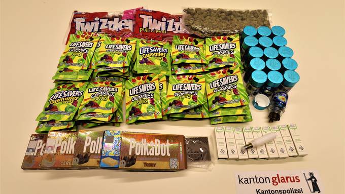 Kapo Glarus überführt Schmuggler (49) von Cannabis-Gummibärli