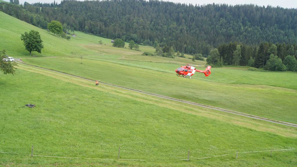 MM137_Rettungshelikoptereinsatz nach Selbstunfall_Bild 1