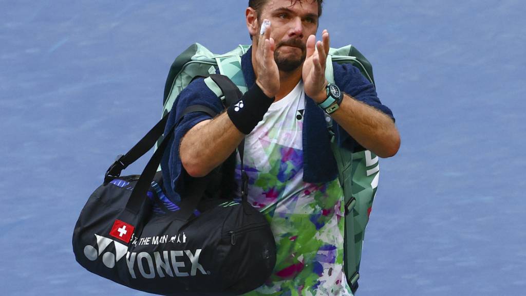 Stan Wawrinka verabschiedet sich nach der Niederlage gegen Jannik Sinner vom New Yorker Publikum
