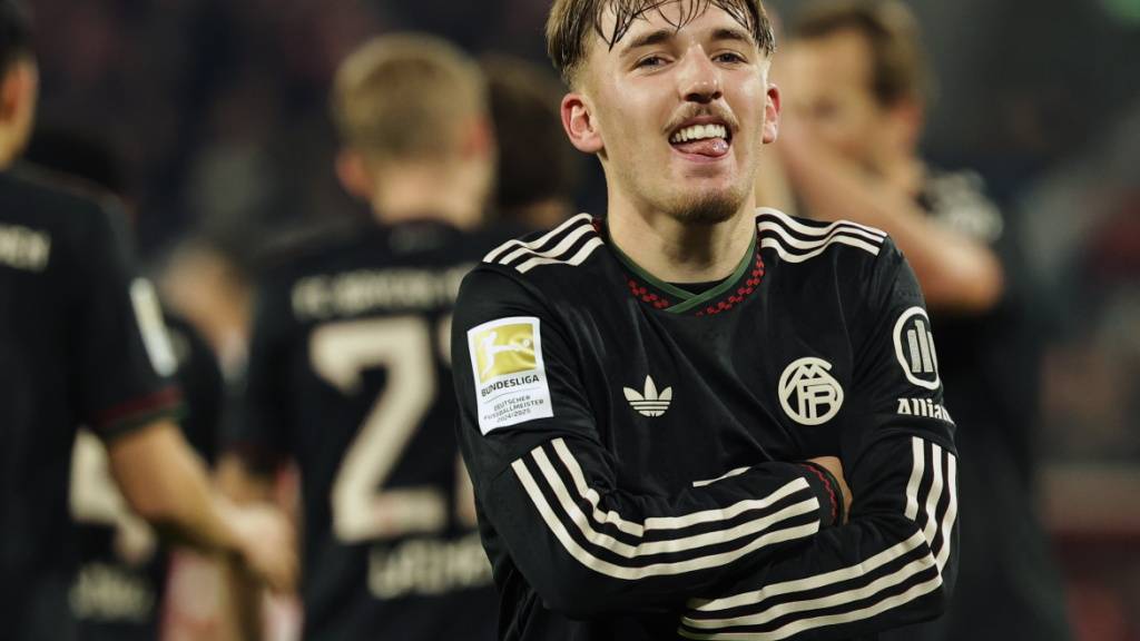 Lennart Karl bejubelt seinen Treffer gegen Köln