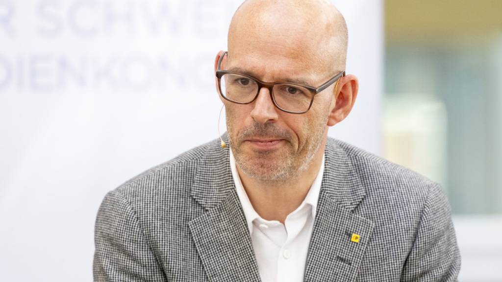 «Dieser Zoll ist gegen alle Drittstaaten gerichtet - und trifft damit auch die hiesigen Exporteure», sagte Post-Chef Pascal Grieder der «Schweiz am Wochenende». (Archivbild)