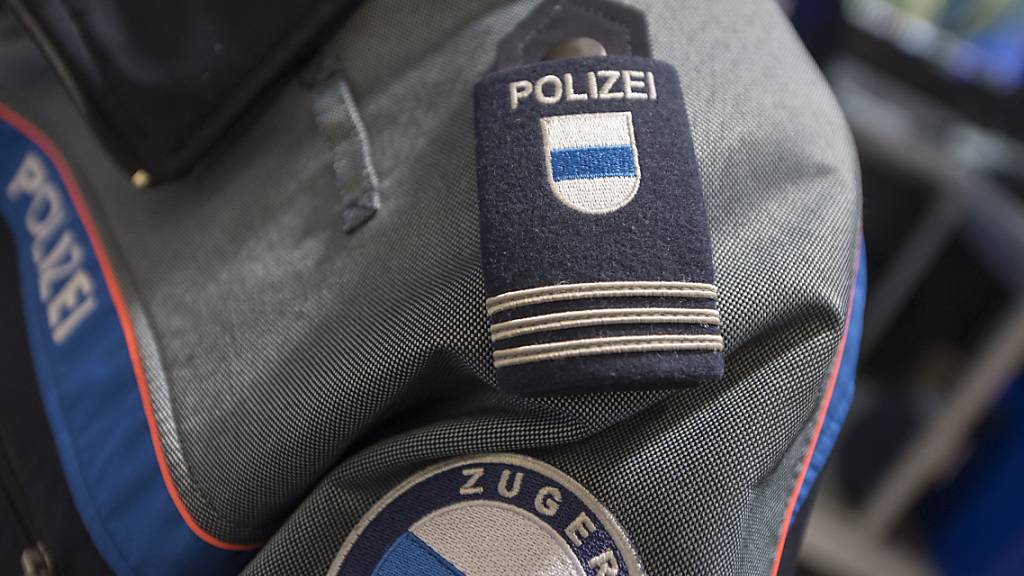 Ruhezeit massiv missachtet: Zuger Polizei stoppt Chauffeur