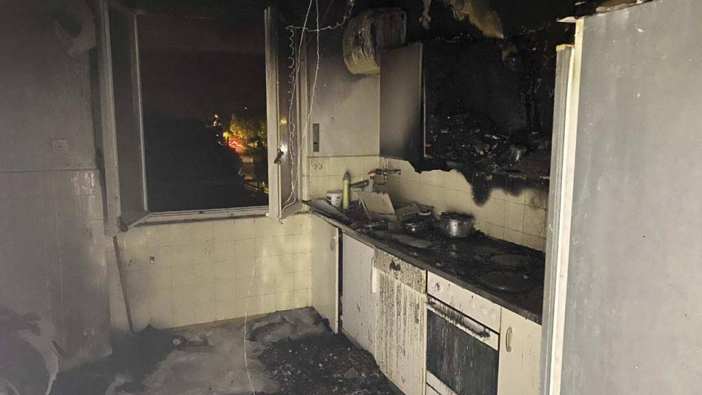 Ausgebrannt: Die Küche in einer Freiburger Wohnung. Die Brandursache ist unbekannt.