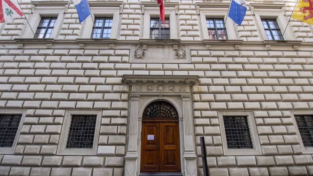 Das Budget des Kantons Luzern ist wegen des Ausgabenwachstums politisch umstritten. (Archivaufnahme des Regierungsgebäudes)