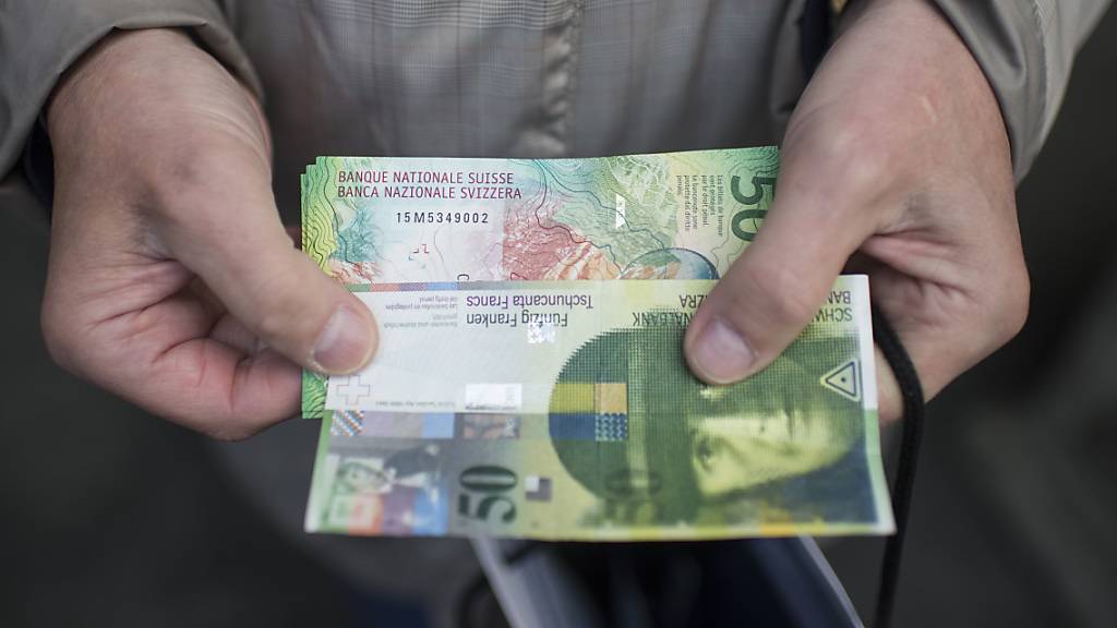 Schweizer Nationalbank ruft alte Banknoten zurück