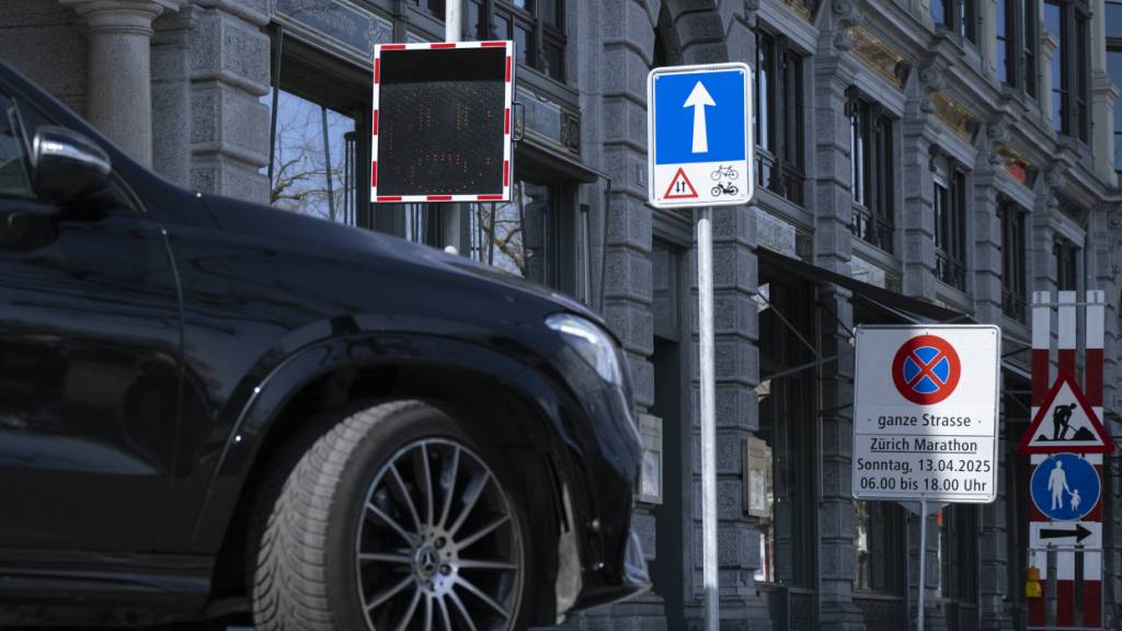 Die Lärmdisplays sollen Verkehrsteilnehmende auf ihre Geräuschemissionen aufmerksam machen. (Archivbild)