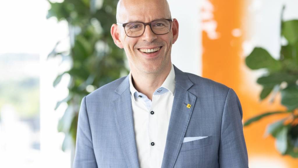 Pascal Grieder, promovierter ETH-Ingenieur und ehemaliger CEO von Salt Mobile, führt die Schweizerische Post ab 1. November.
