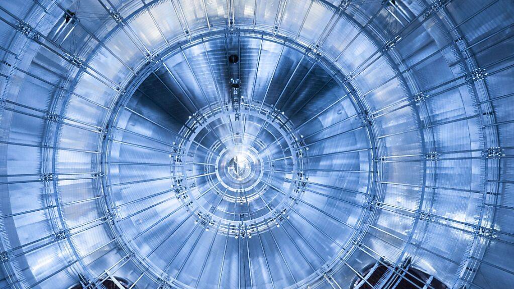 Ein Blick ins Innere des «Katrin»-Experiments: Forschende konnten damit die Masse des ultraleichten Neutrino-Teilchens vermessen. 