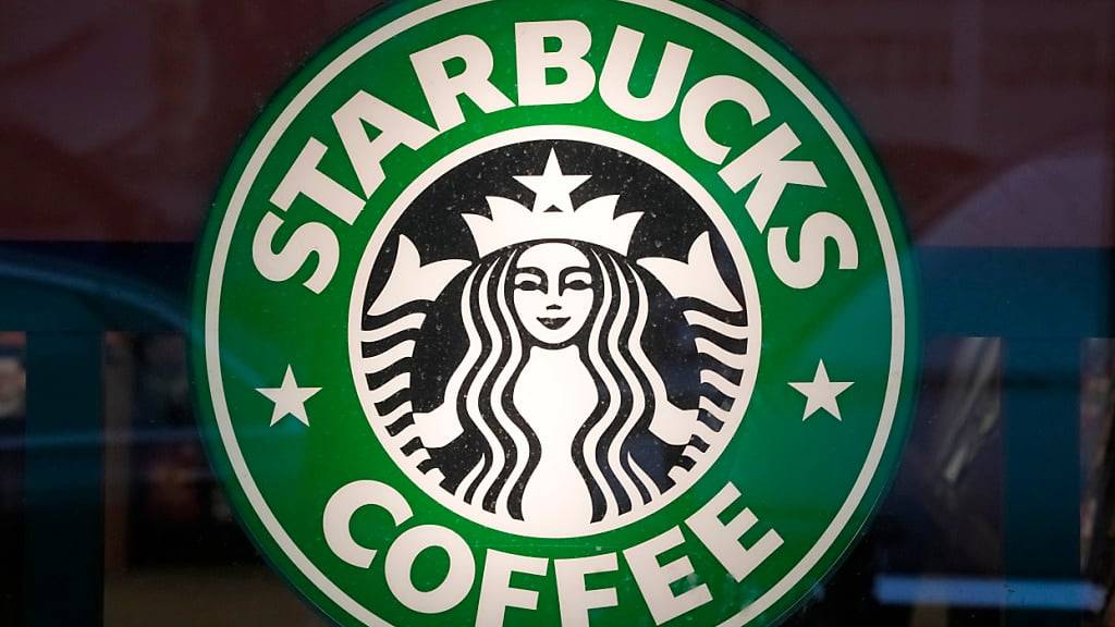 Starbucks kämpfte zuletzt mit Rückgängen bei Umsatz und Gewinn - und dem aktuellen Chef gelang es nicht, das Ruder herumzureissen. Nun kommt es zum Chefwechsel. Sein Nachfolger führt auch eine Restaurant-Kette. (Archivbild)
