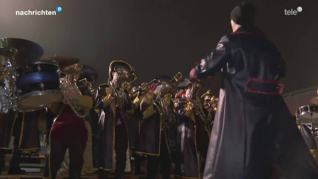 Vorfasnacht in Aesch mit über 1'000 Personen