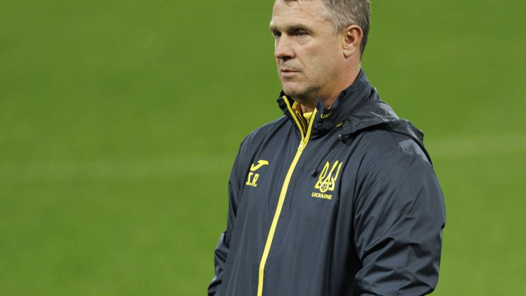 Der ukrainische Nationalcoach Sergej Rebrow erwartet am Dienstagabend im polnischen Wroclaw gegen Island ein volles Stadion
