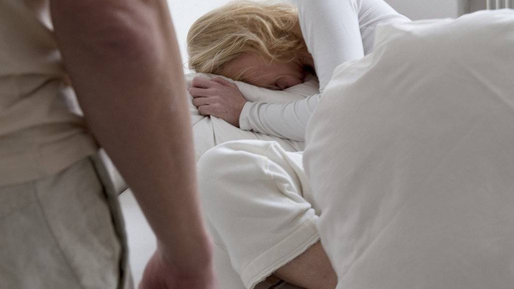 Häusliche Gewalt soll in Russland zumindest einmal geduldet werden.