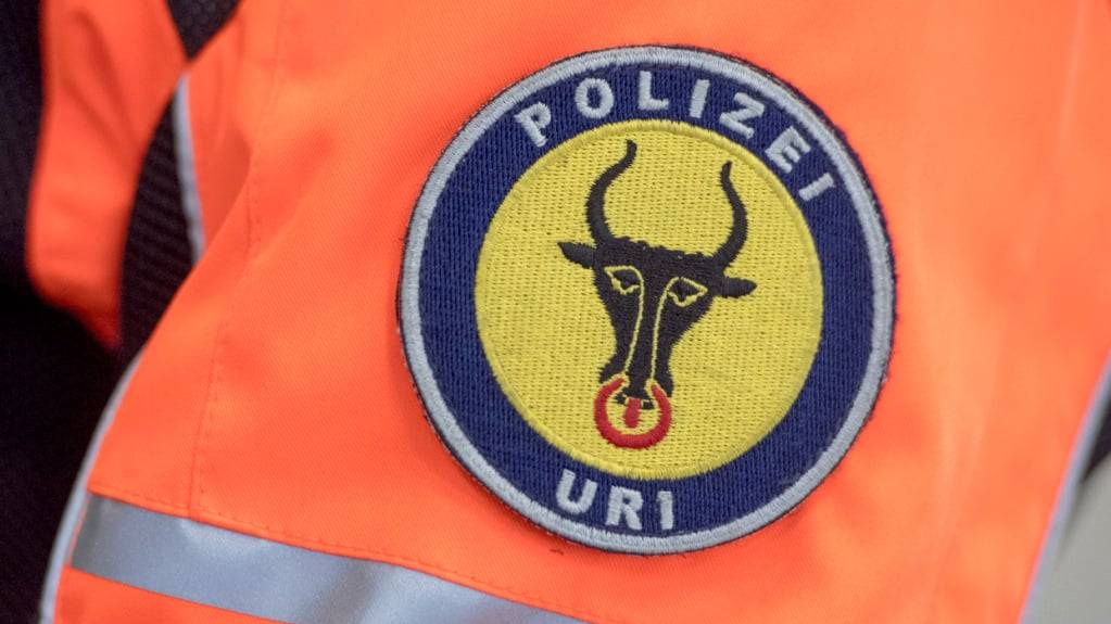 Die Kantonspolizei Uri erwischte am Montagabend einen Raser auf der Axenstrasse in Sisikon UR. (Symbolbild)
