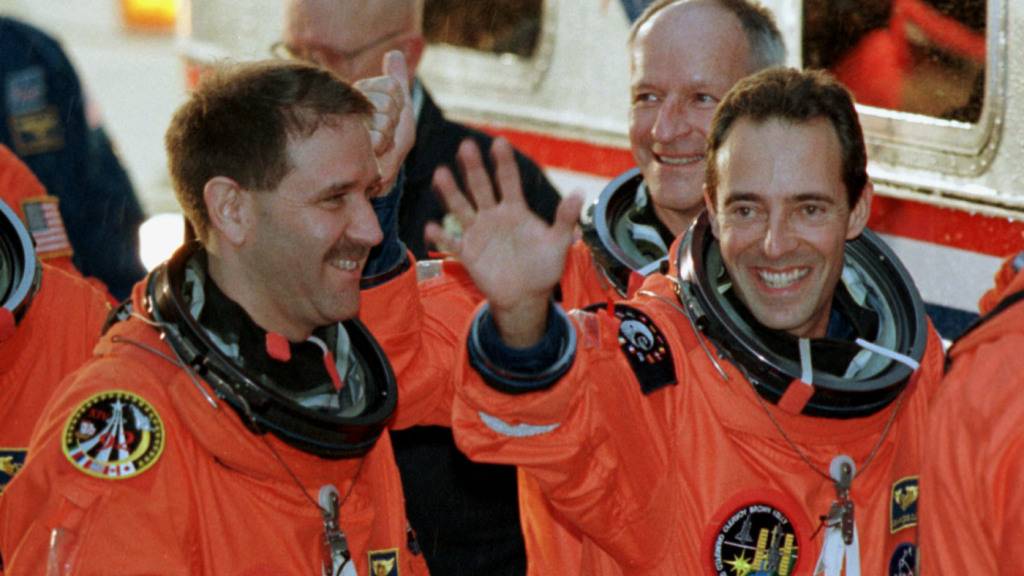 Der französische Astronaut Jean-François Clervoy (rechts) unterstützt die Arbeit der IFRC. (Archivbild)
