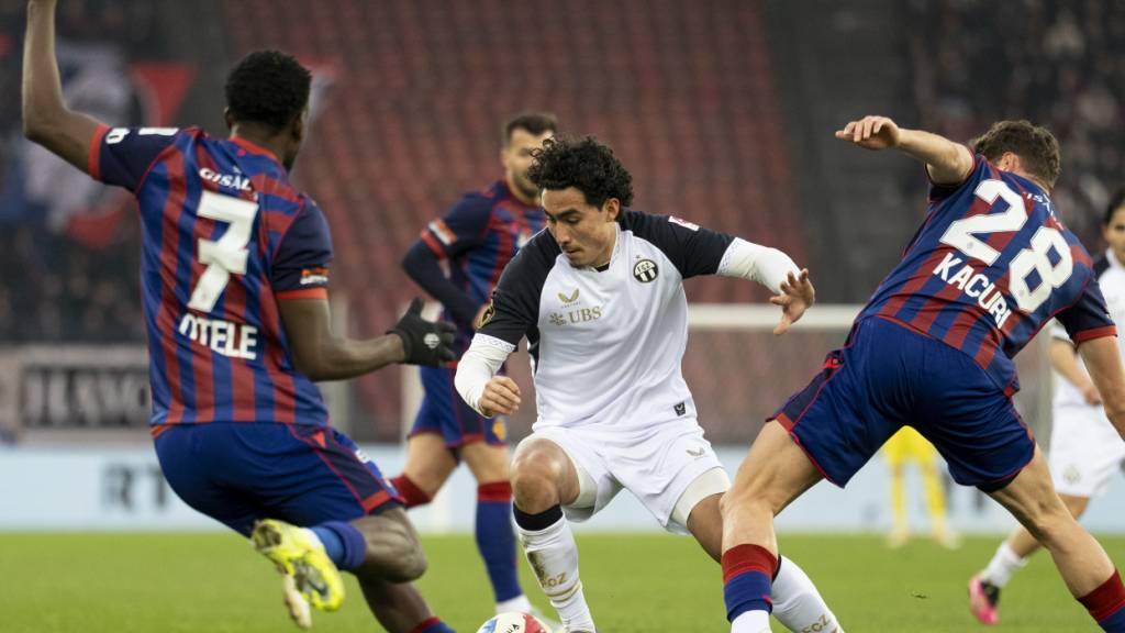 FCZ-Mittelfeldspieler Cheveyo Tsawa im Heimspiel gegen den FC Basel