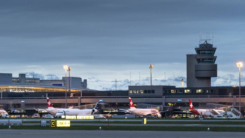 Geplante Südstarts am Flughafen Zürich stossen auf breite Kritik