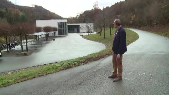 Schulhaus zu verkaufen: Dieses Inserat hat es in sich