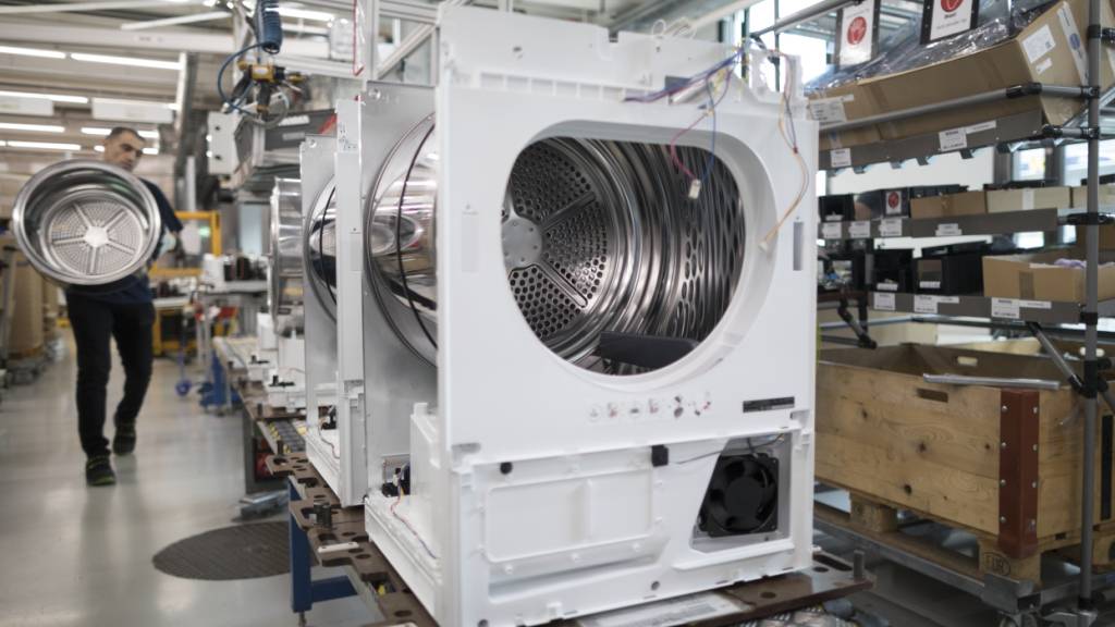 Der Haushaltsgerätehersteller V-Zug leidet unter einer rückläufigen Marktentwicklung in der Schweiz und in den internationalen Märkten. (Archivbild)