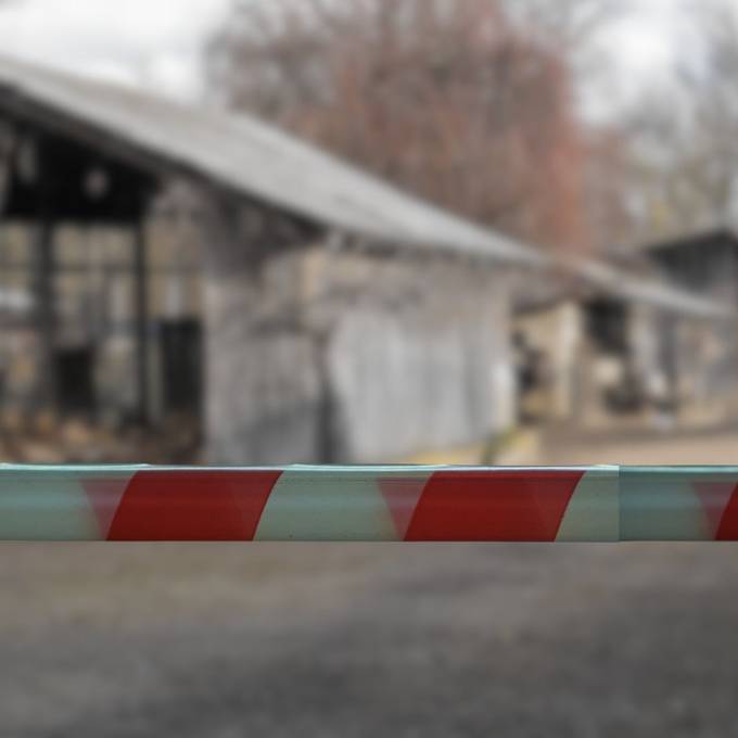 Arbeitsunfall auf Landwirtschaftsbetrieb: 41-jähriger Mann in Mümliswil schwer verletzt