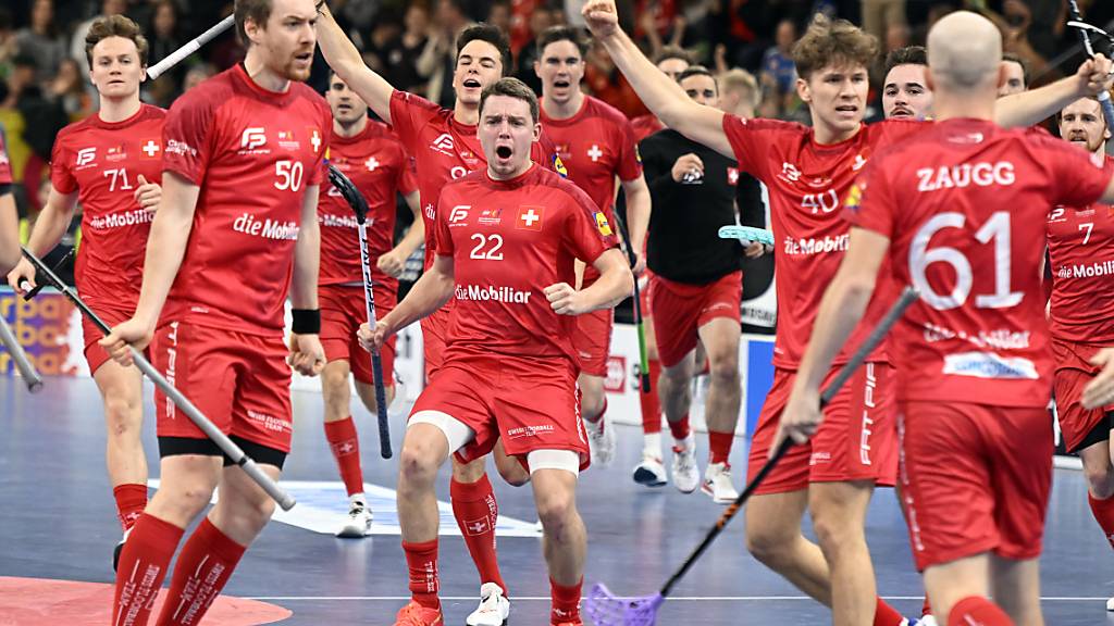 Die Schweizer Unihockeyaner reihen in der WM-Qualifikation Kantersieg an Kantersieg (Archivbild)