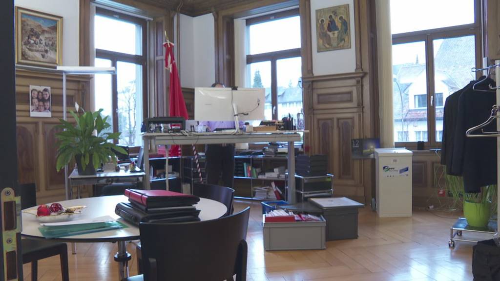 Vom Prunkbau ins kleine Büro: Der Umzug des Schwyzer Regierungsrates