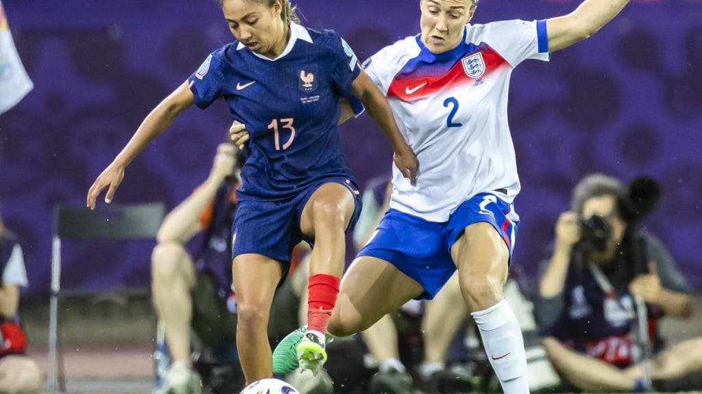 Frankreich und England haben in der Gruppe D vor der letzten Runde die besten Chancen auf den Einzug in die Viertelfinals