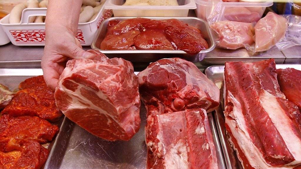 51,35 Kilogramm Fleisch haben die Schweizerinnen und Schweizer im vergangenen Jahr gegessen. Das sind zwei Prozent weniger als im Vorjahr.