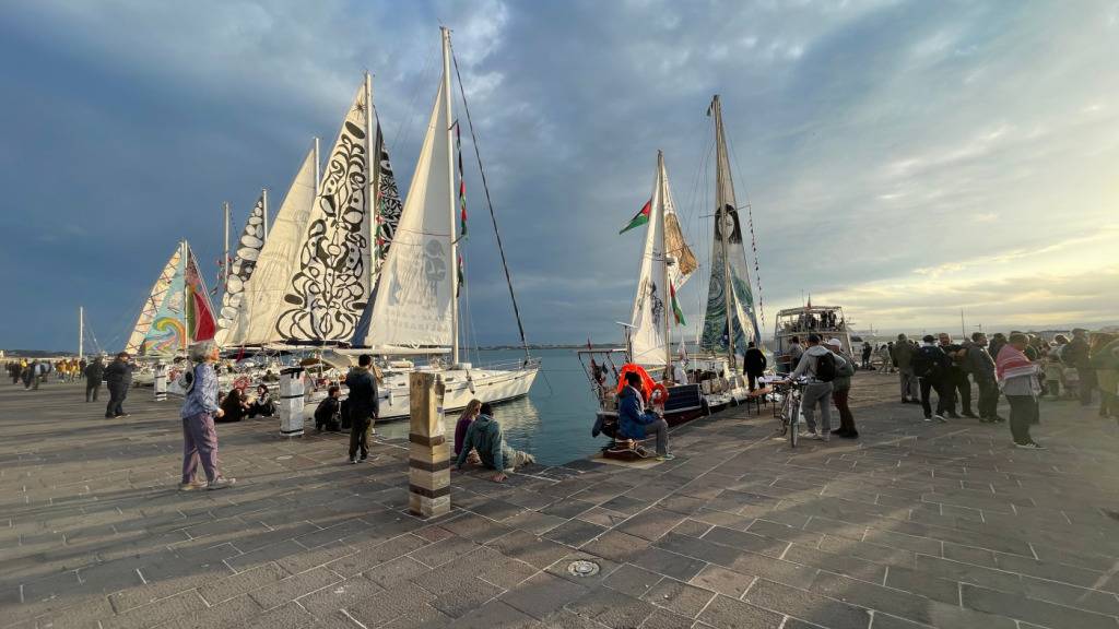 Gaza-Hilfsflotte von Sizilien aus in See gestochen