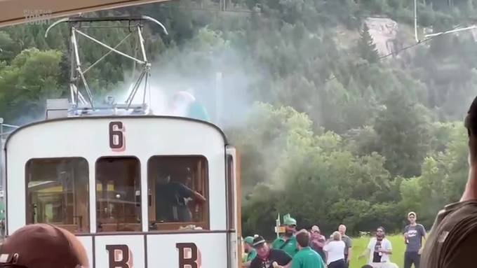 Rauchende Bahn: Aufreger bei der Rückreise vom Bergfest