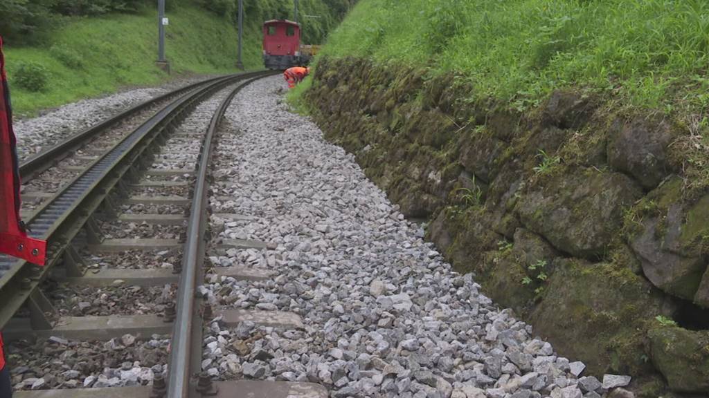 Reparaturarbeiten an Zahnradbahn-Strecke laufen auf Hochtouren