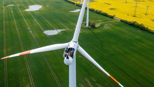 Windkraft und E-Autos - Europas Ausweg aus der Energiekrise?