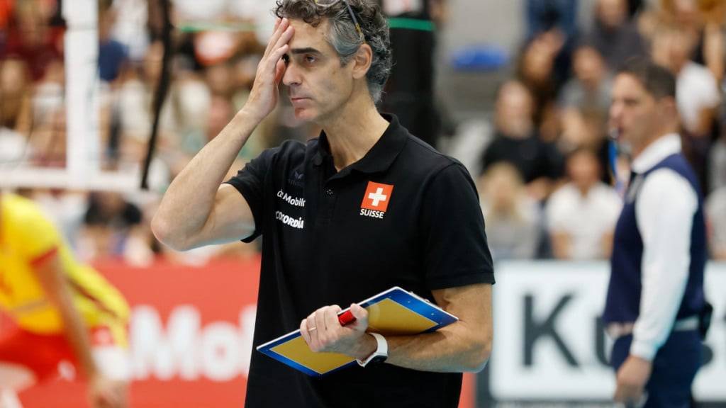 Schweizer Nationaltrainer Juan Manuel Serramalera kennt die Gegner der EM 2026