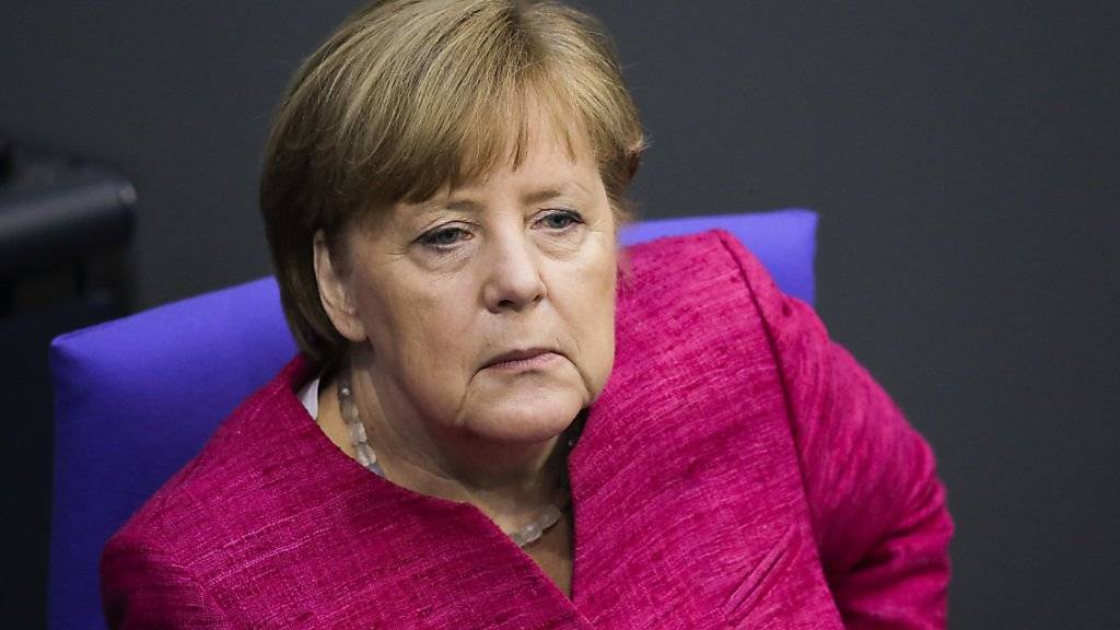 Die grosse Koalition unter der Führung von Angela Merkel verliert bei den Wählern in Deutschland an Zustimmung. (Archivbild)