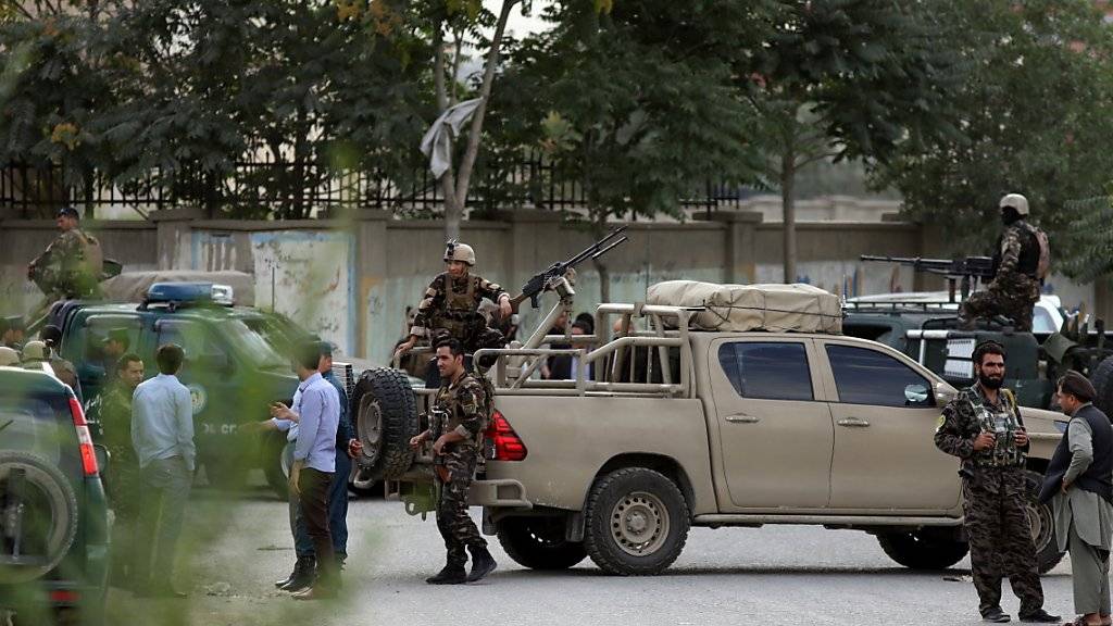 In Kabul hat es am Sonntag erneut einen Selbstmordanschlag mit zahlreichen Todesopfern gegeben.