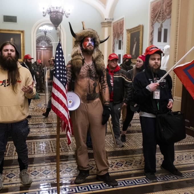 Wütender Mob stürmt das Kapitol in Washington