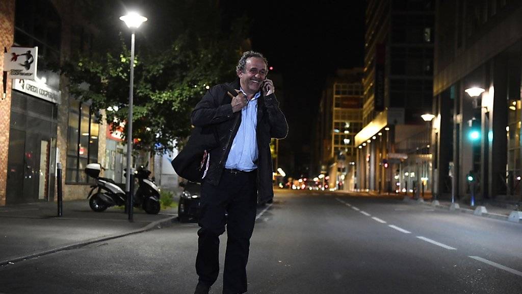 Der frühere UEFA-Präsident Michel Platini wurde in der Nacht auf Mittwoch von der französischen Polizei wieder aus dem Gewahrsam entlassen.