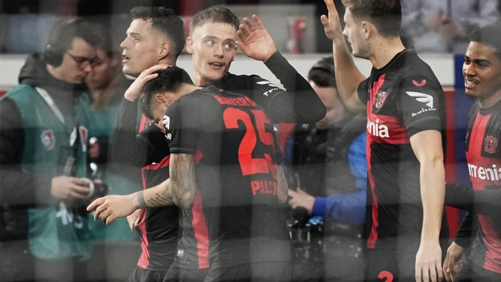 Florian Wirtz traf spät zum 2:0 für das deutlich überlegene Leverkusen