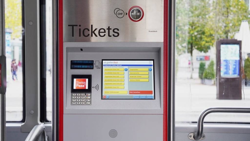 Stadt St. Gallen baut 100 Billettautomaten um